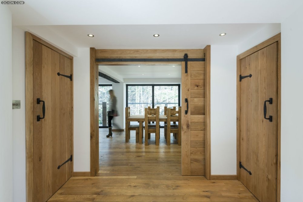 Wood-Doors.jpg