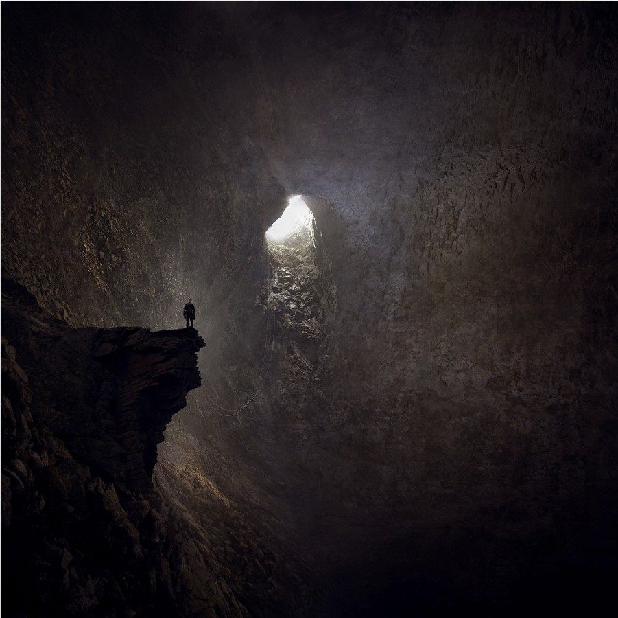 Karezoid Michal Karcz 神祗般的画面_The Lair.jpg