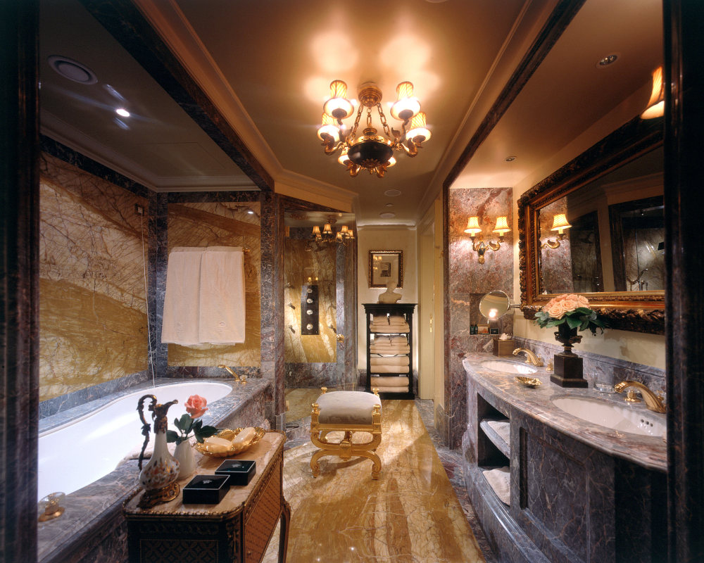 雅典希腊大不列颠大酒店_PrSuite_Bathroom II.jpg