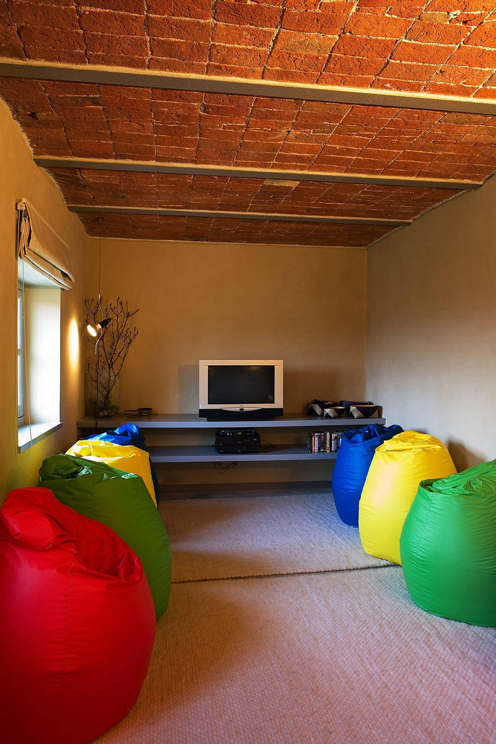 意大利亚历山德里亚省(罗西尼亚诺蒙费拉托)--Rustic Farmhouse_House-Rosignano-Monferrato-Living-Room.jpg