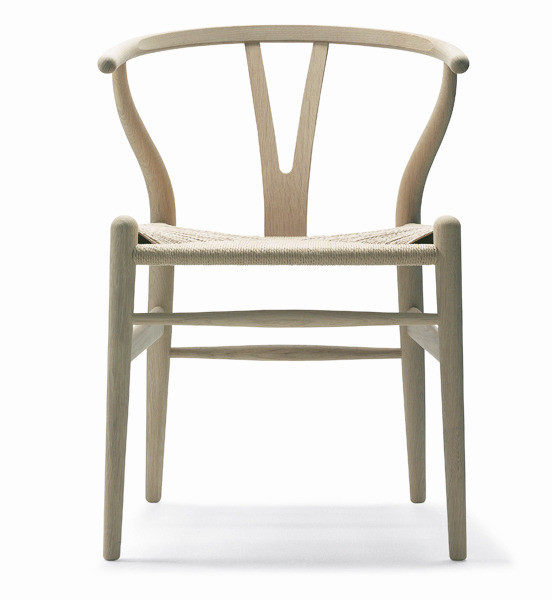 ch24-wishbone-chair-white-oiled-oak_grande.jpg