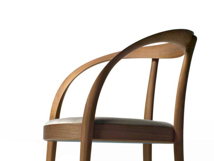 Omega-chair4.jpg