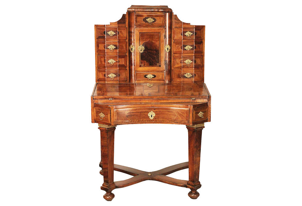 一些欧洲家具&配饰&地毯&灯具高清大图_18th-C. German Burled Walnut Secretary----27 L x 36 W x 59 H----walnut&brass&lea.jpg