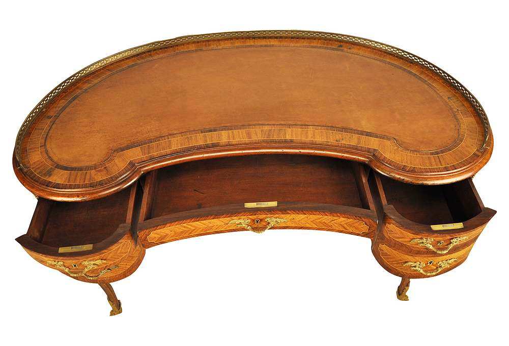 一些欧洲家具&配饰&地毯&灯具高清大图_French Kidney Desk, C. 1900----24 L x 46 W x 31.5 H----tulipwood&rosewood&brass.jpg