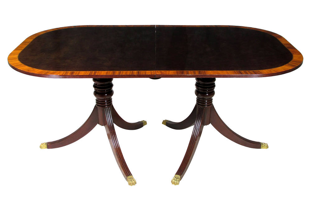 一些欧洲家具&配饰&地毯&灯具高清大图_Regency-Style Dining Table-----68 L x 42 W x 29.75 H----mahogany&rosewood&brass..jpg