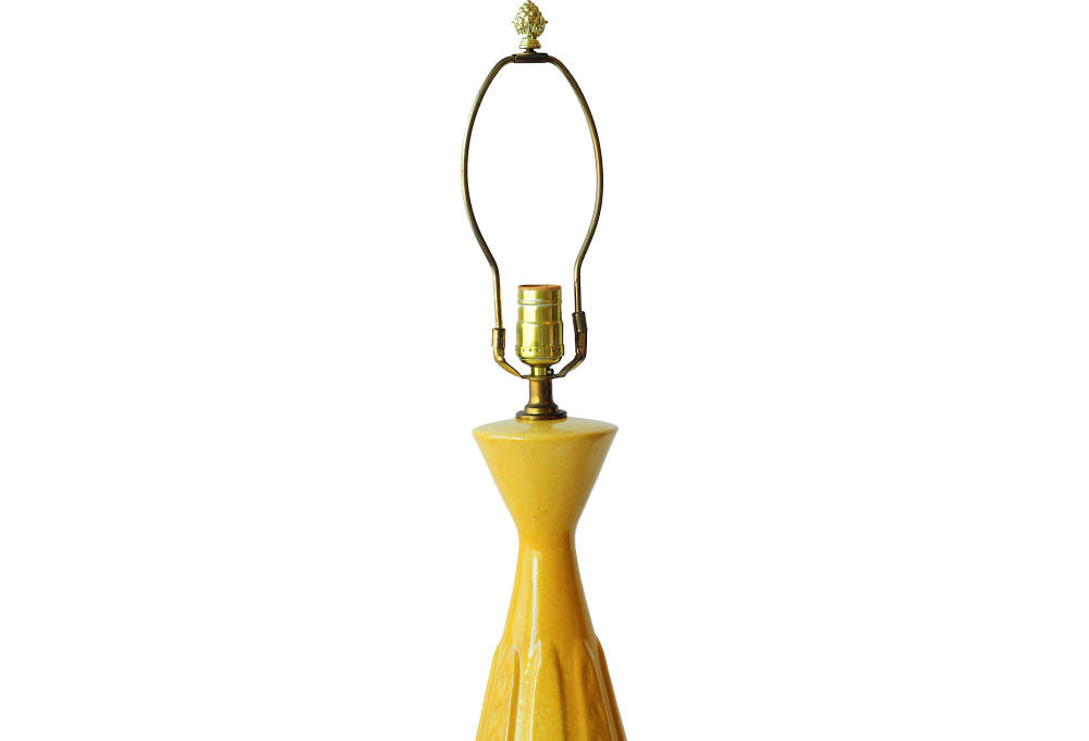 一些欧洲家具&配饰&地毯&灯具高清大图_Yellow Ceramic Lamp Base---7 W x 32.25 H--- ceramic&enamel&brass.jpg