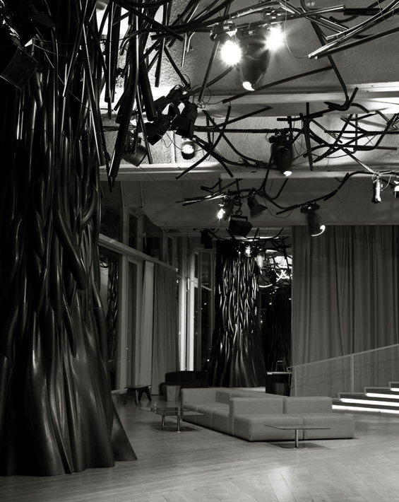 巴黎 “电”_2790-architecture-design-muuuz-magazine-blog-decoration-interieur-art-maison-arc.jpg