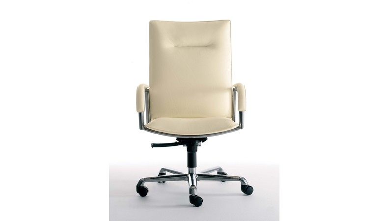 免费分享品牌【HAUTE LIVING】858P_fasem-chairs-norman-d.jpg