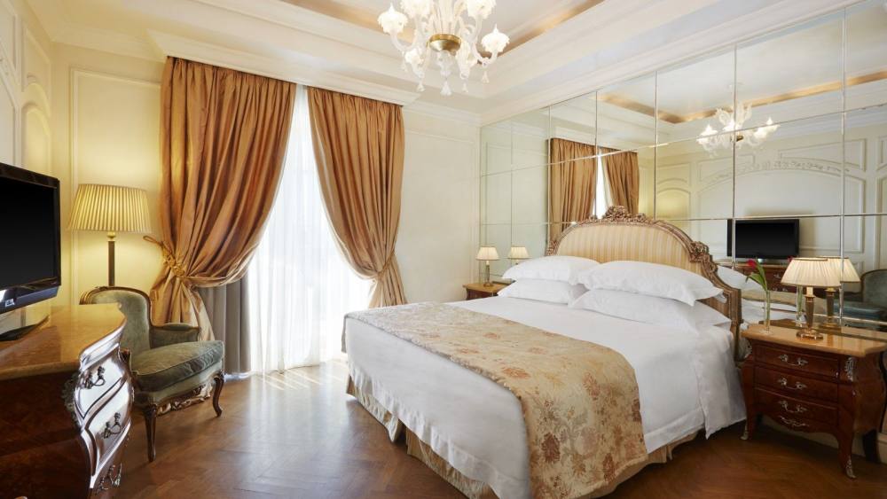 雅典乔治王宫殿酒店 King George, A Luxury Collection Hotel_hd-hotel-king-george-athens-grand-suite.jpg