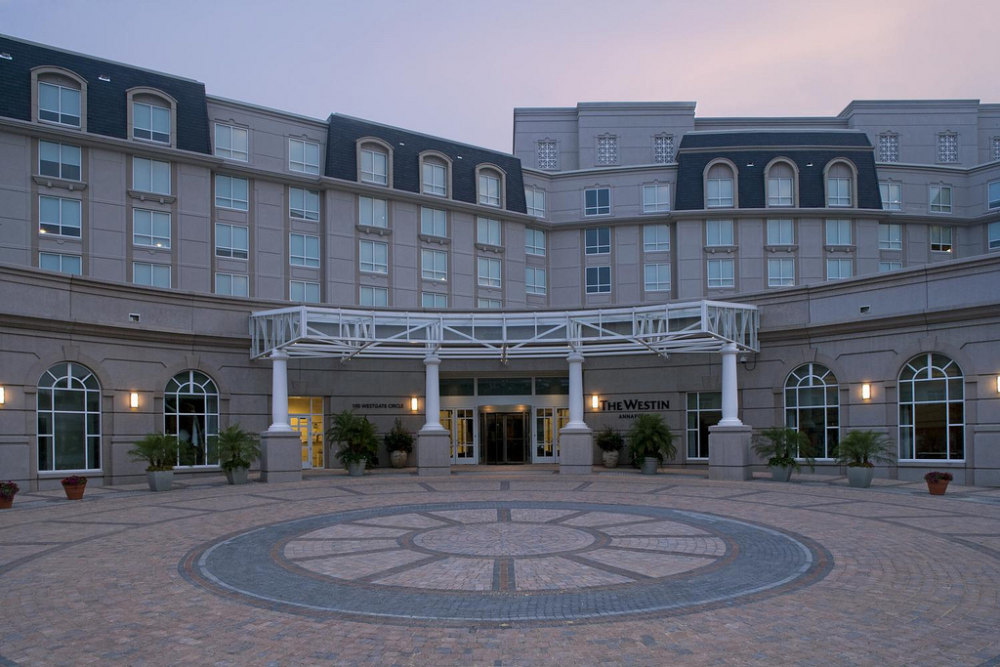 美国安纳波利斯威斯汀酒店 THE WESTIN ANNAPOLIS_1)The Westin Annapolis—Hotel Entrance 拍攝者.jpg