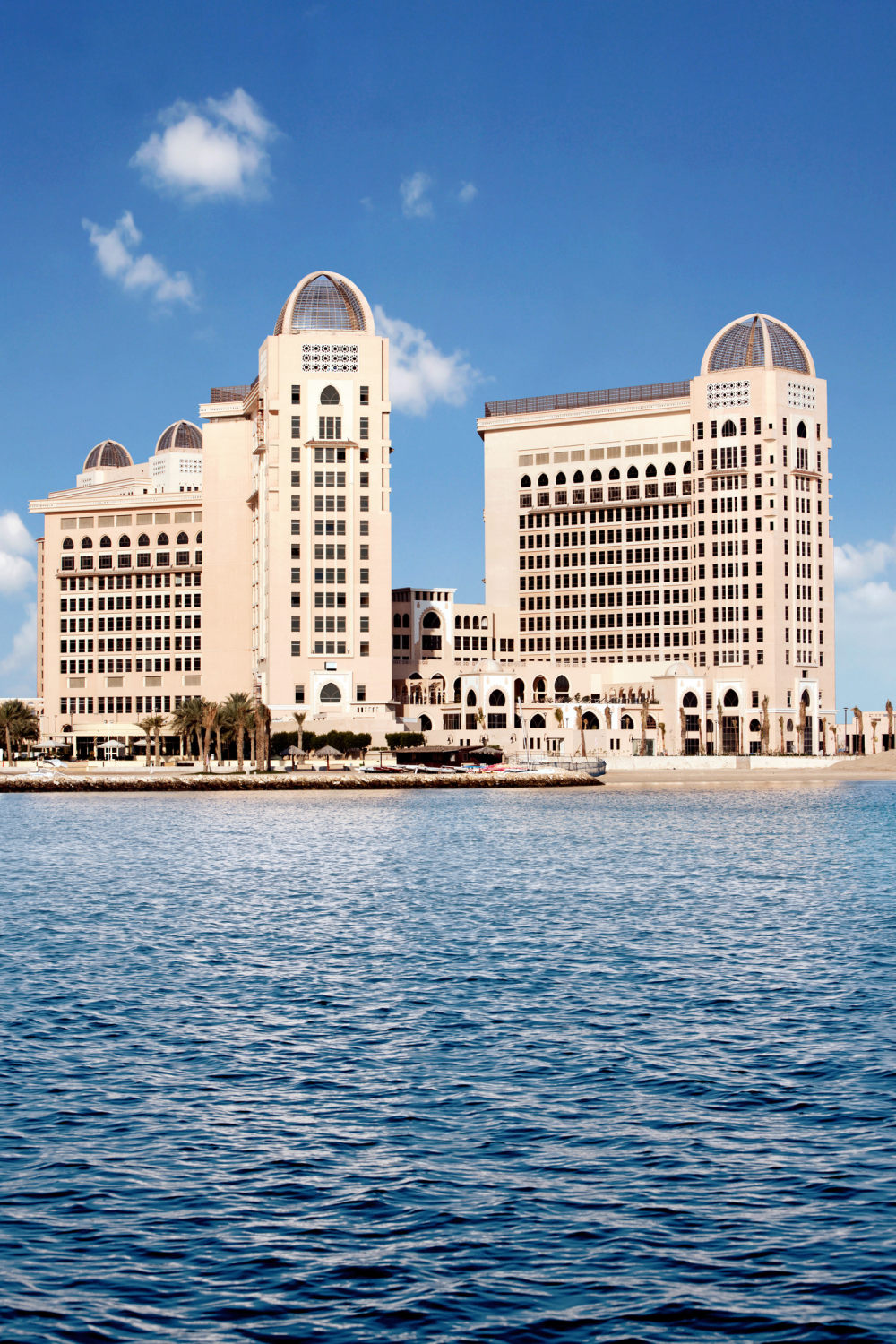 卡塔尔多哈瑞吉酒店The St. Regis Doha（官方2100像素大图）165张_The St. Regis Doha—Exterior4.jpg