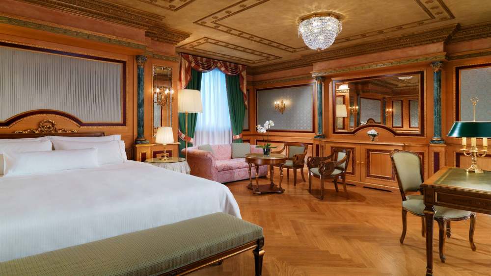 米兰威斯汀酒店 The Westin Palace, Milan_The_Westin_Palace_Milan_Hotel_Suite_Diplomatic.jpg