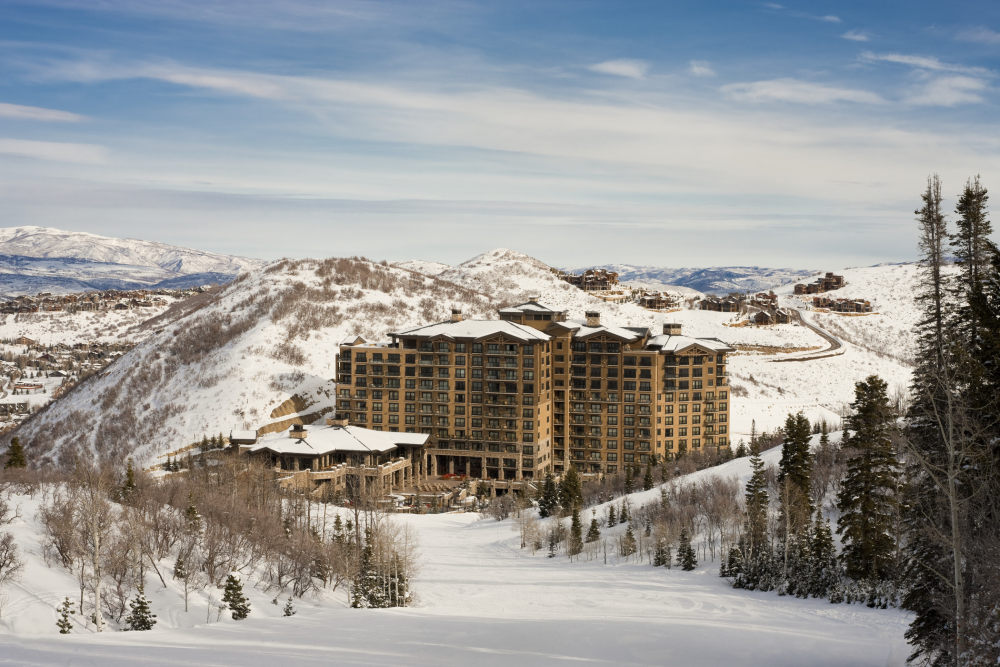 犹他州鹿谷瑞吉酒店The St. Regis Deer Valley, Utah (..._The St. Regis Deer Valley—Exterior2.jpg