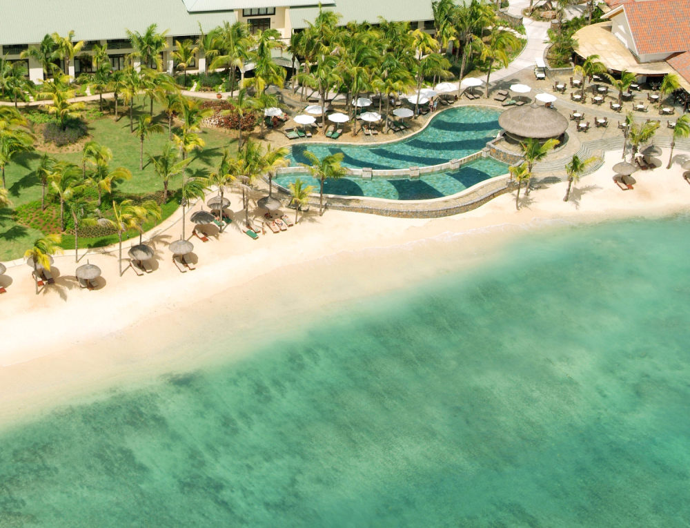 毛里求斯莫里斯艾美酒店Le Meridien Ile Maurice—Back of woman on b..._27)Le Meridien Ile Maurice—Nirvana aerial view 拍攝者.jpg