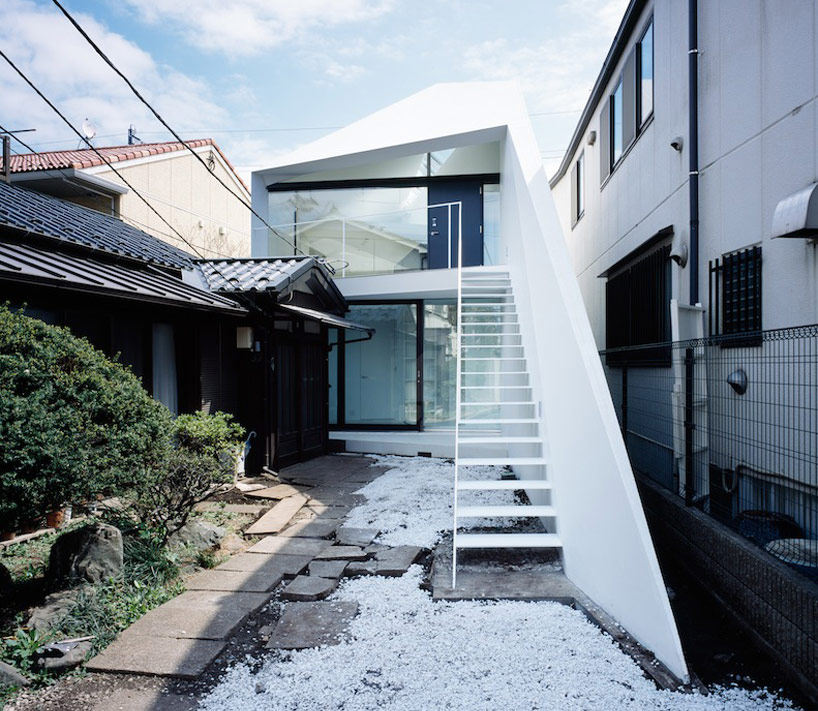 apollo architects and associates: 东京ARROW住宅_apollo-architects-arrow-house-designboom01.jpg