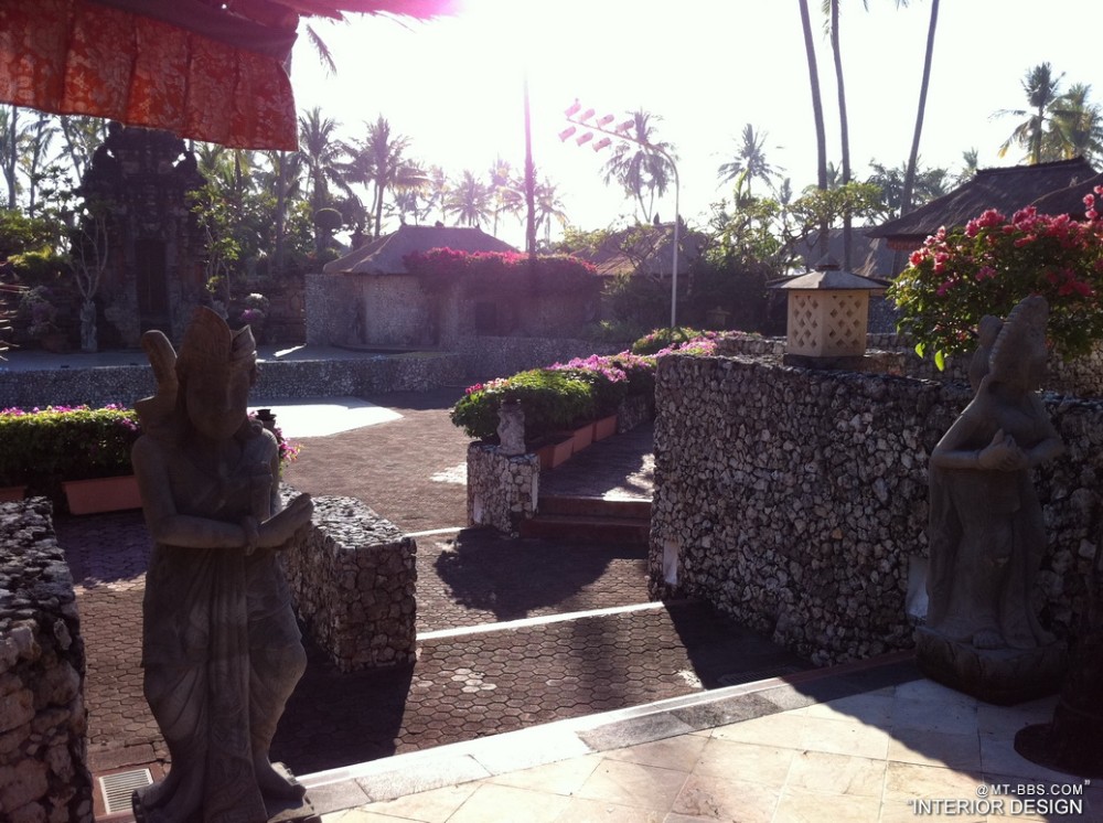 巴厘岛五星级钻石酒店——NUSA DUA BEACH HOTEL & SPA_mtbbscrcrcr.JPG