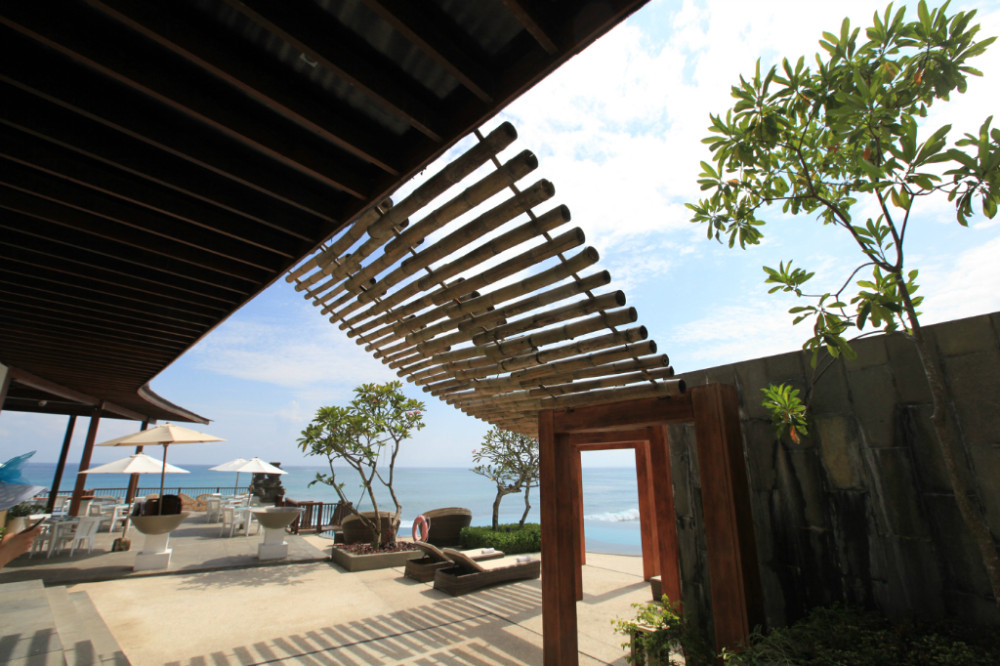 印尼巴厘岛阿娜塔拉度假酒店（anatara）_海边餐厅