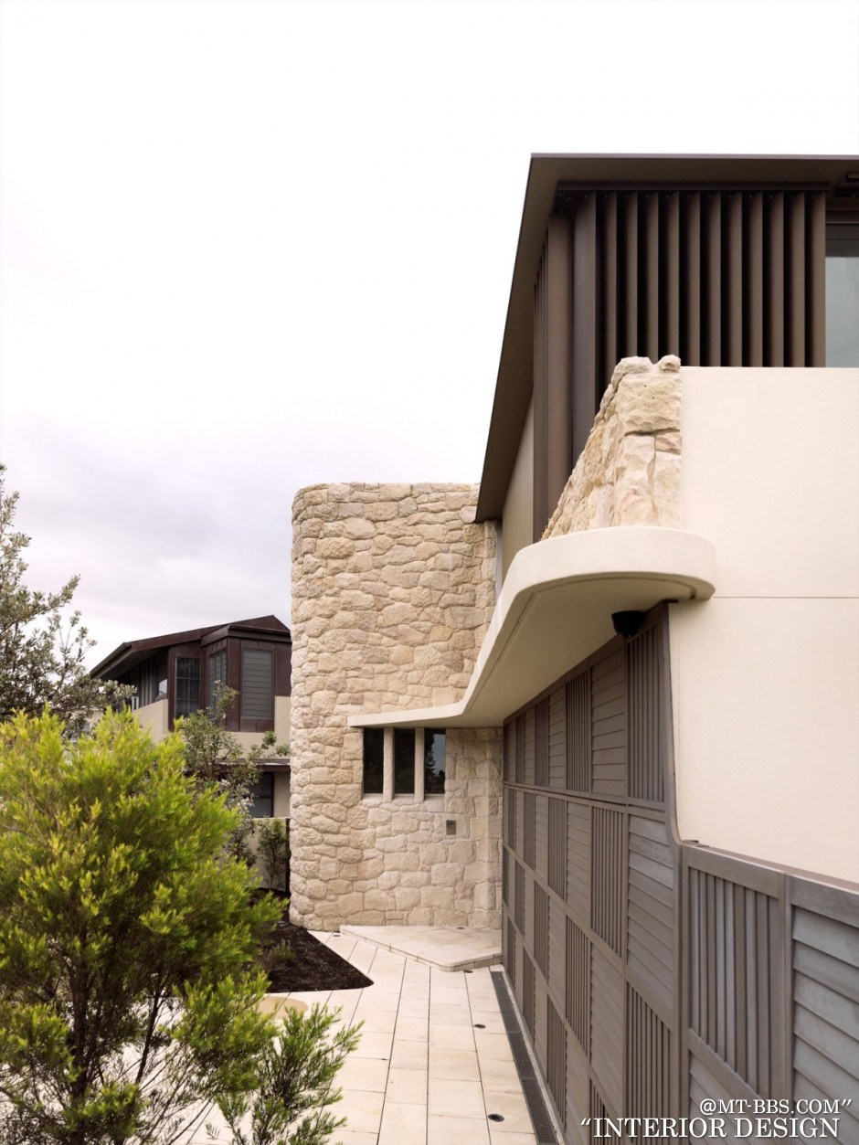 澳大利亚悉--Contemporary Split-Level Home(别墅）_Exterior-House-Details.jpg