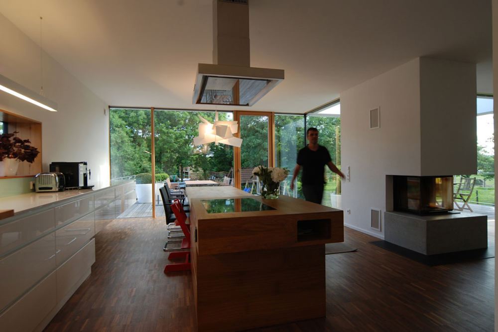 德国阿伦--The Affalterwang house_Kitchen-Island-Home-in-Aalen-Germany.jpg