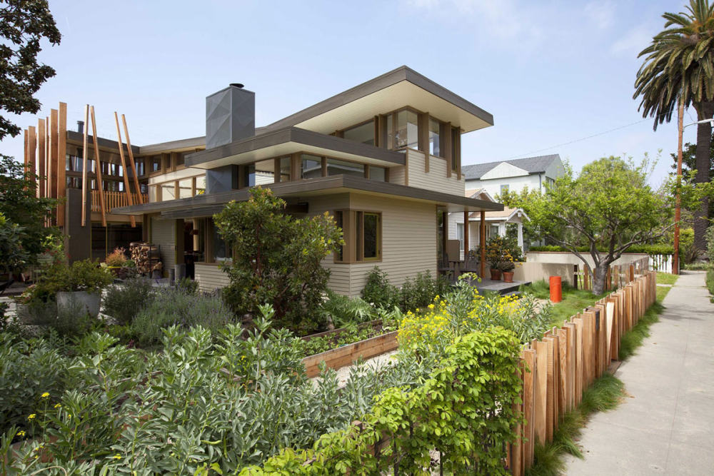 美国加利福尼亚州--The Smith-Clementi Residence_Flowers-Garden-Fence-Renovation-and-Addition-in-Venice-California.jpg