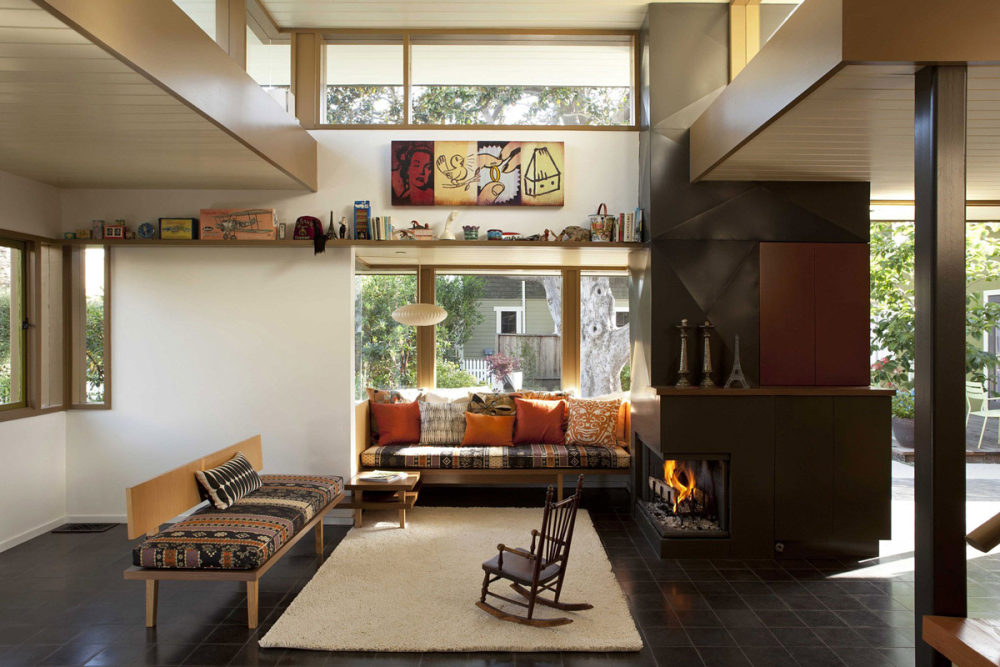 美国加利福尼亚州--The Smith-Clementi Residence_Rug-Art-Contemporary-Fireplace-Renovation-and-Addition-in-Venice-California.jpg