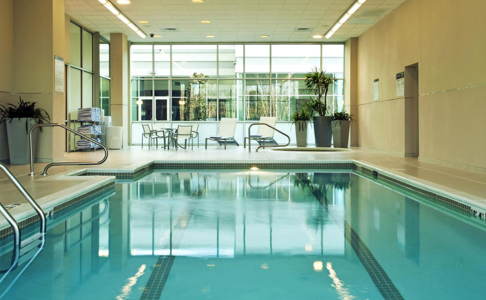 5)The Westin Richmond—Swimming Pool 拍攝者.jpg