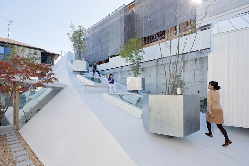 soufujimoto-house-k-iwan-baan-designboom01.jpg