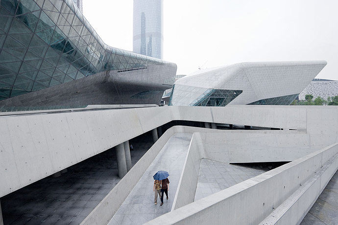 广州歌剧院-Zaha Hadid Architect_Guangzhou-Opera-7.jpg