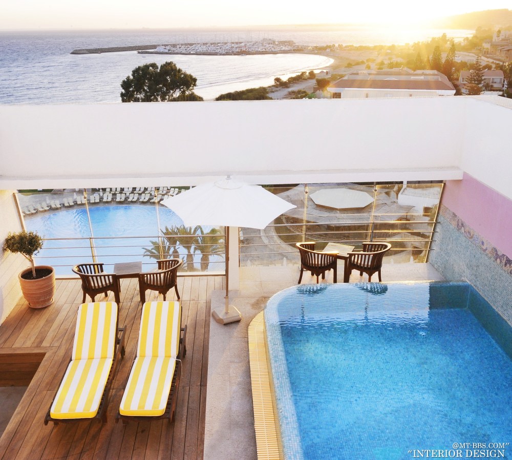 3)Le Meridien Limassol Spa &amp_ Resort—Presidential Suite - private pool Terra.jpg