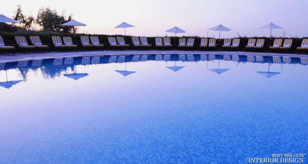 5)Le Meridien Limassol Spa &amp_ Resort—Lagoon fresh sea water swimming pool 拍.jpg