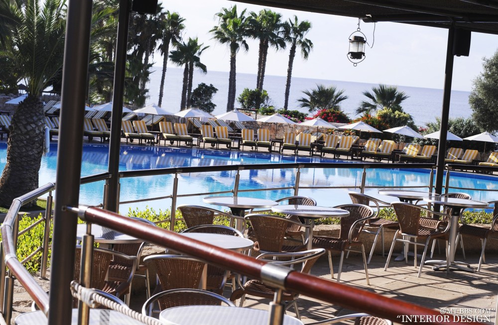 21)Le Meridien Limassol Spa &amp_ Resort—Le Cool Bar - pool side 拍攝者.jpg