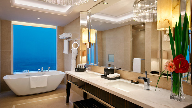 Print_Corner-Suite-Bathroom.jpg