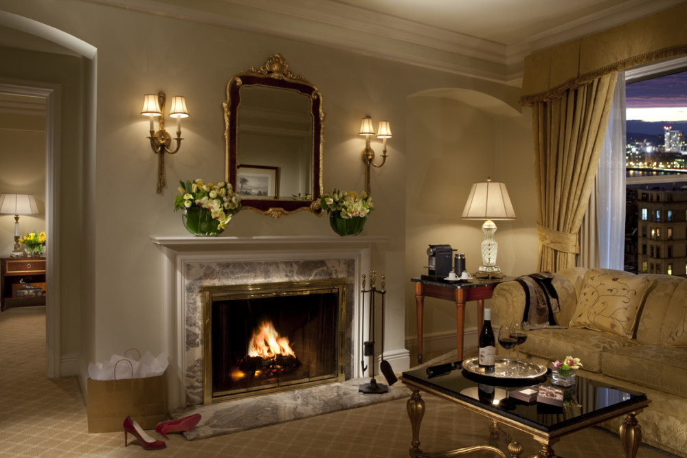 波士顿泰姬酒店 Taj-Boston_37252791-H1-Junior_Suite_Living_Area_1401.jpg