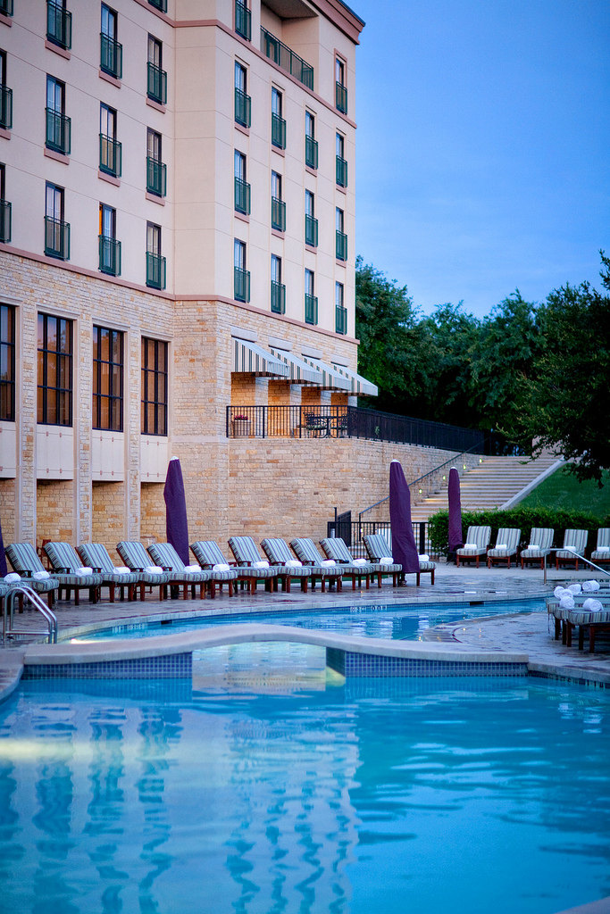 39)The Westin Stonebriar, North Dallas—Lagoon style pool 拍攝者.jpg