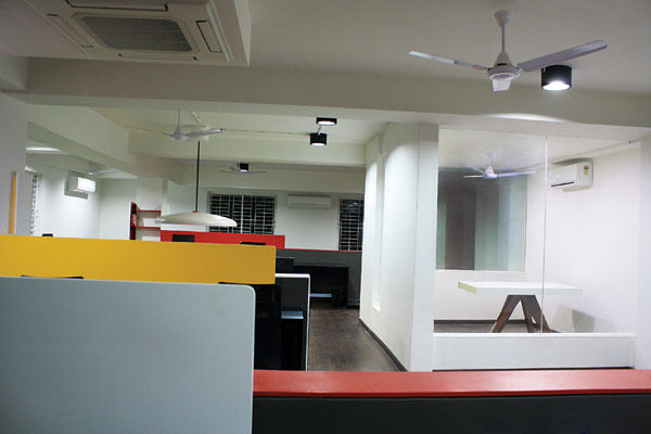 印度WHITE CANVAS广告公司办公空间设计_15.jpg