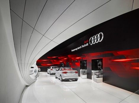 2010_audi_paris_06.jpg