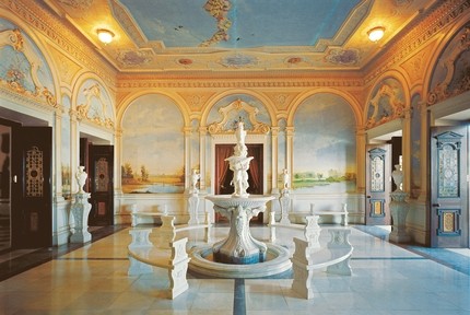 海德拉巴泰姬宮酒店 Taj Falaknuma Palace_Low_HBH13_27654517_Falaknuma-003.jpg