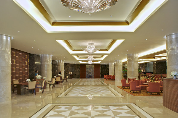 印度钦奈泰姬科罗曼德酒店 Taj Coromandel_Low_H0CHK_33759477_Lobby_Reception.jpg