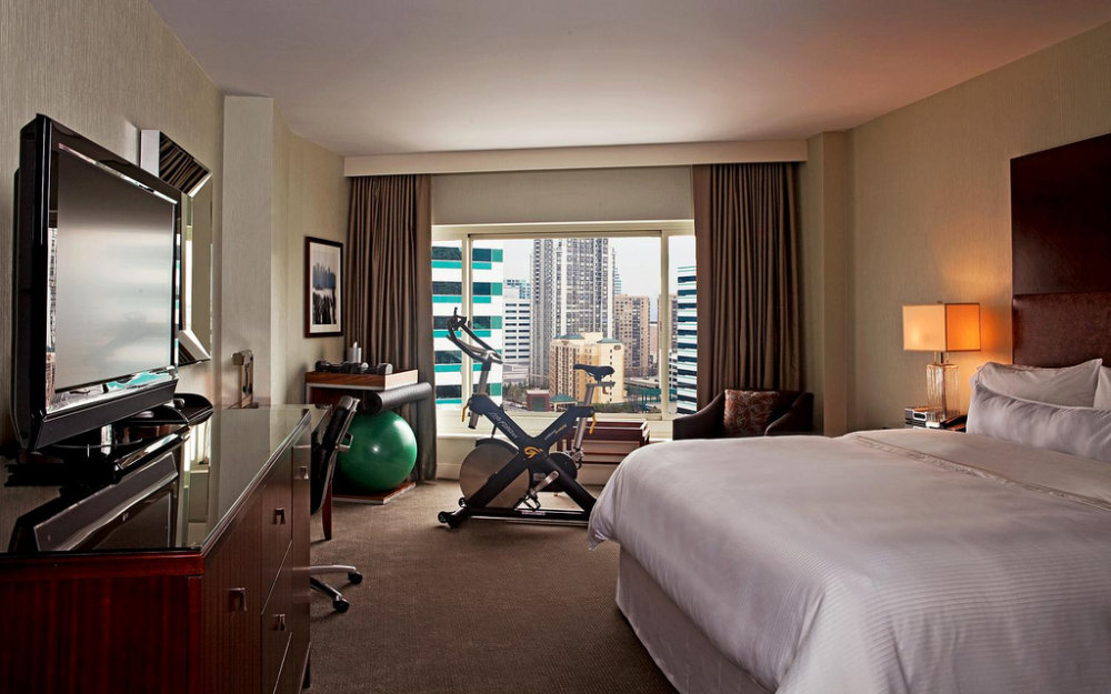 美国新泽西纽波特威斯汀酒店The Westin Jersey City Newport_3)The Westin Jersey City Newport—Westin Workout Room 拍攝者.jpg