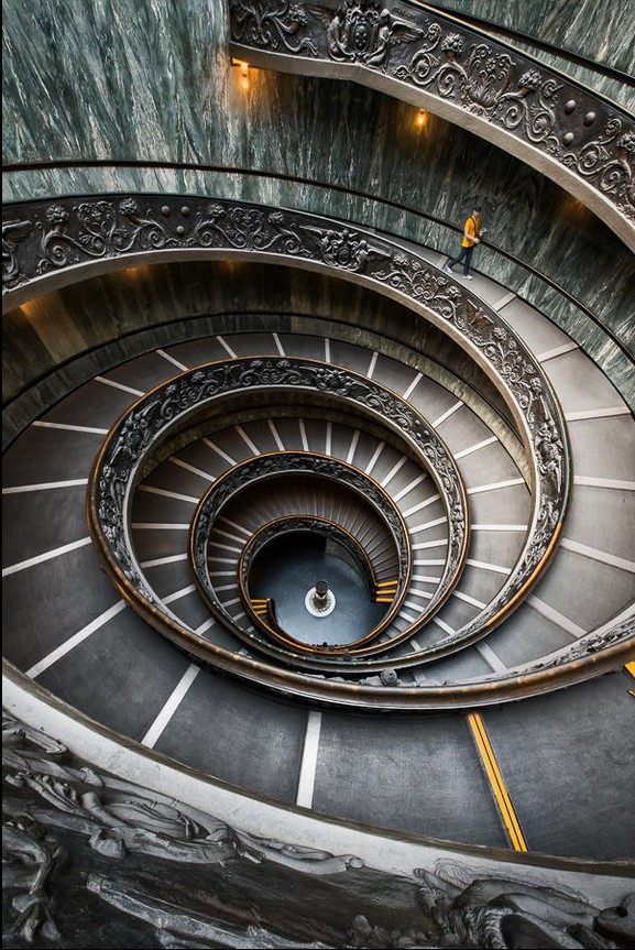 楼梯集册（个人收藏）_梵蒂冈博物馆楼梯.jpg