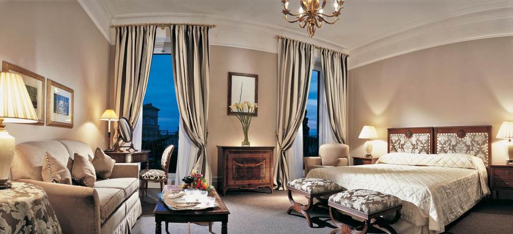 3)Hotel Eden—Royal Suite bedroom 拍攝者.jpg