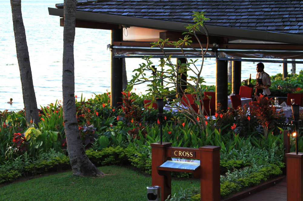 斐济雷迪森度假村 Radisson Resort Fiji Denarau Island(HD版)_53285133-H1-Radisson_Blu_Cross_7095_web.jpg