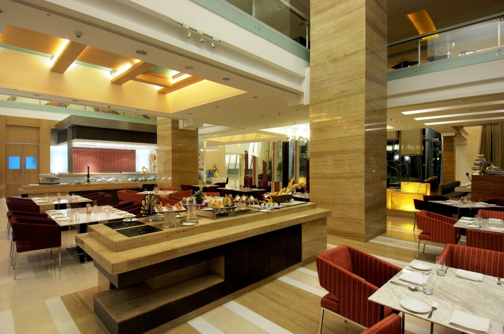 印度普纳雷迪森酒店 Radisson Hotel Pune Kharadi_31033971-H1-Carmine.jpg