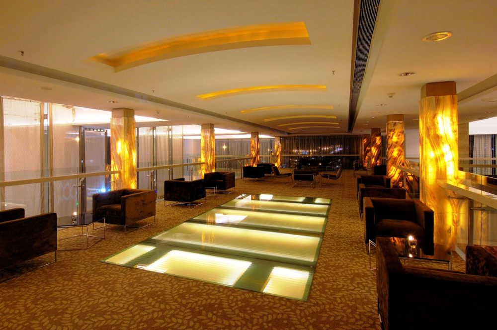 印度普纳雷迪森酒店 Radisson Hotel Pune Kharadi_31033991-H1-Skye Glass.jpg