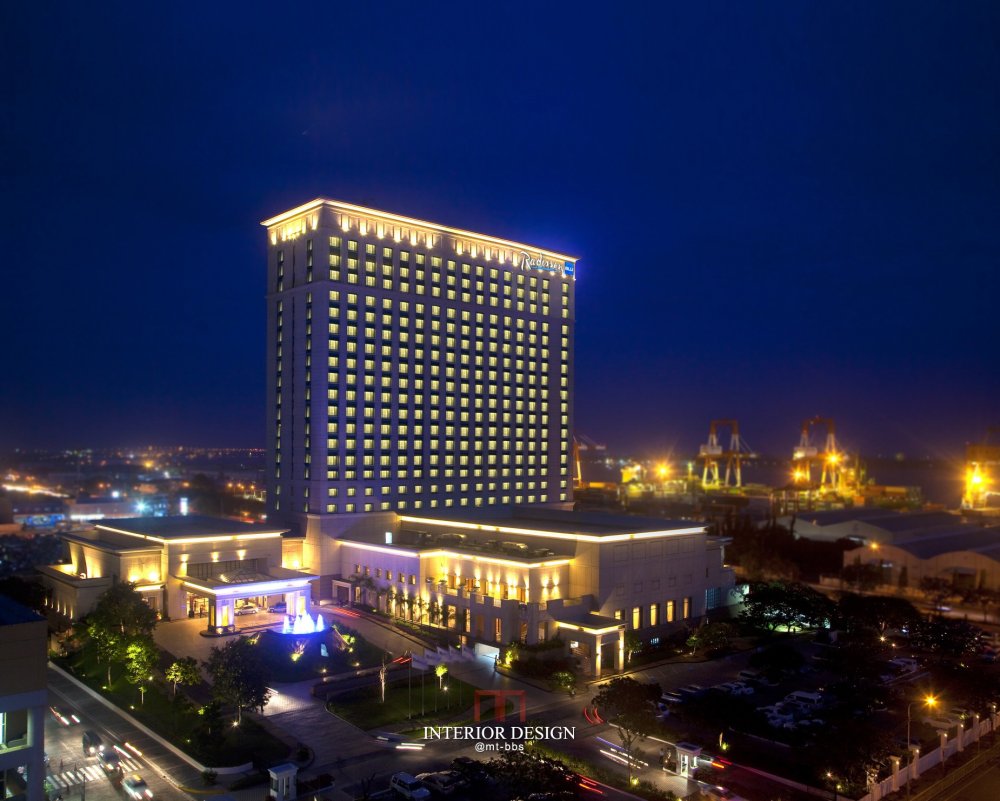 宿務雷迪森布鲁酒店 Radisson Blu Hotel Cebu_34770651-H1-facade_night_2.jpg