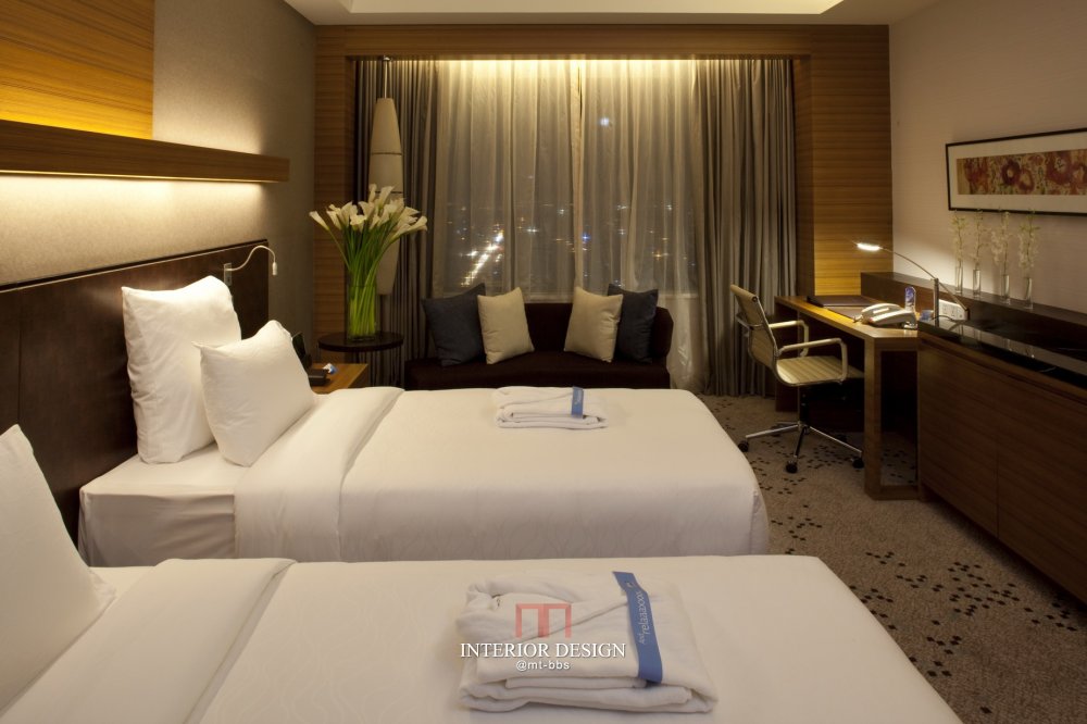 宿務雷迪森布鲁酒店 Radisson Blu Hotel Cebu_34770795-H1-Double_Deluxe_Room.jpg