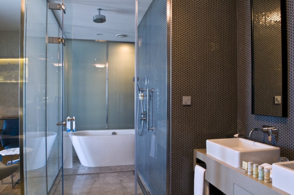 伊斯坦布尔雷迪森布鲁酒店 Radisson Blu Hotel, Istanbul Asia_48634838-H1-Junior_Suite_Bathroom.jpg