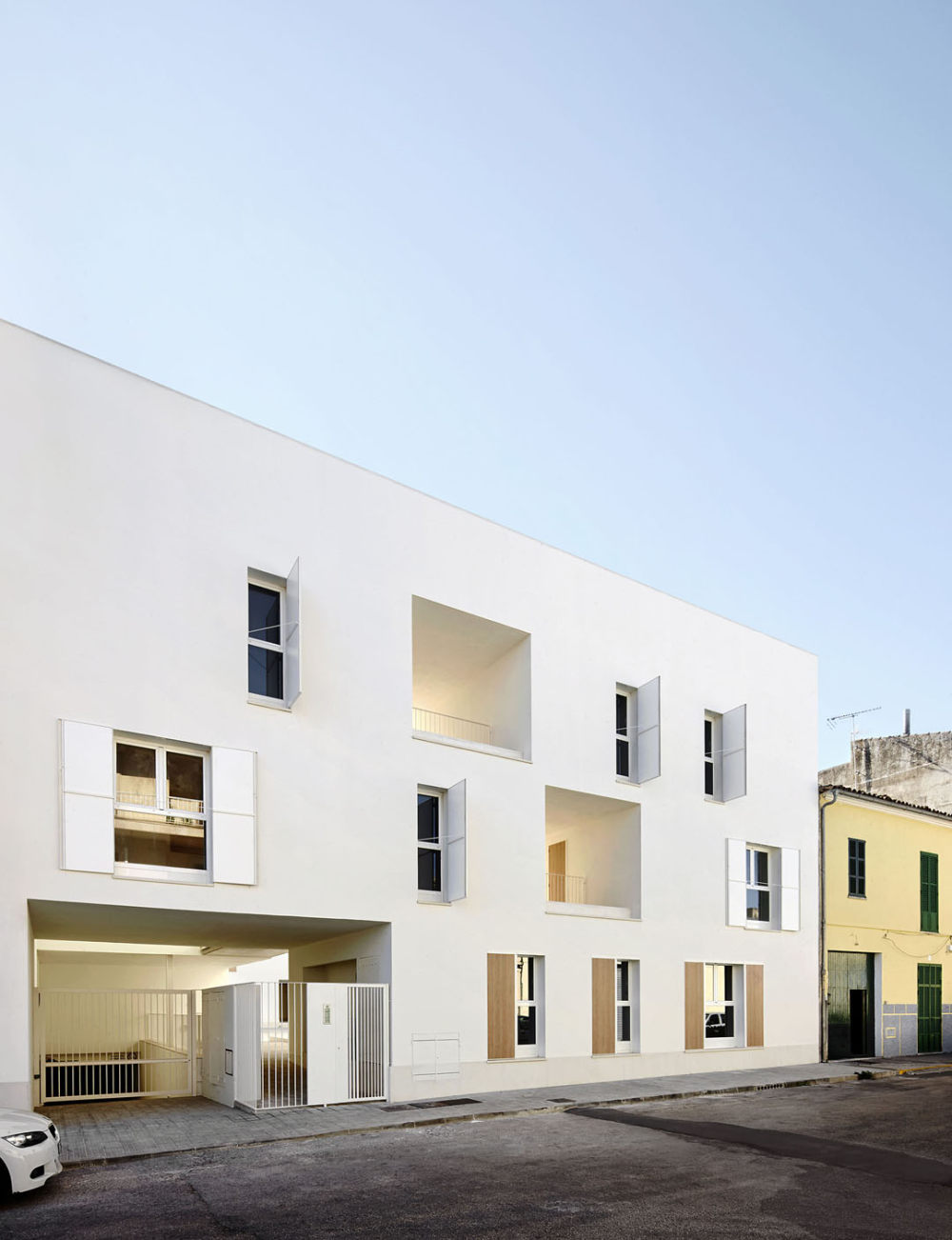 西班牙Ripoll Tizón建筑事务所- Social Housing in Sa Pobla_2.jpg