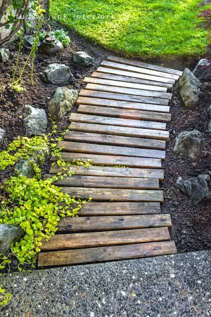 25个可爱的diy花园途径创意_25-Lovely-DIY-Garden-Pathway-Ideas-11.jpg