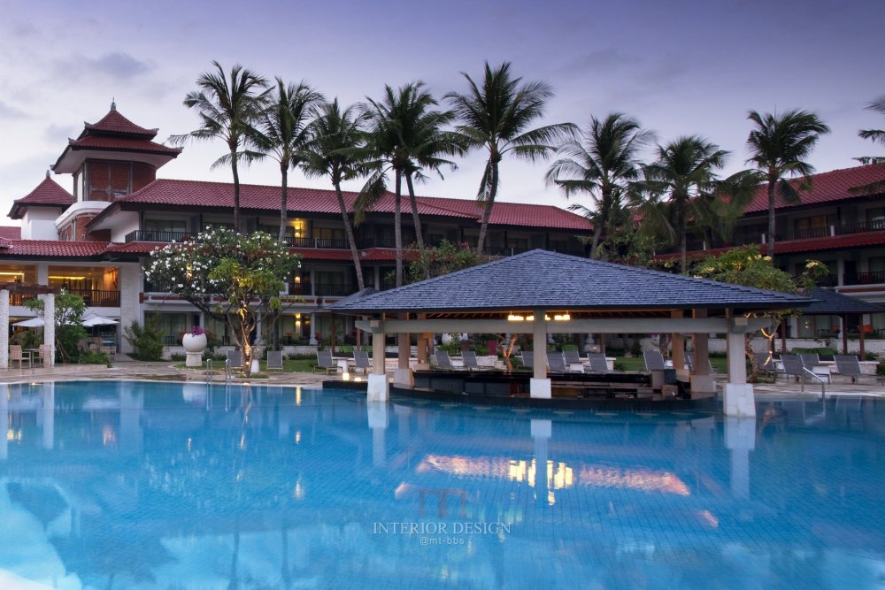 巴厘岛假日酒店 Holiday Inn Resort Baruna Bali_33044785-H1-FEATR_POOL_02.JPG